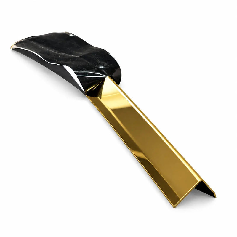 Profil-colt lussoline