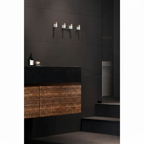 Agățătoare cuier Viefe Casey, piatră texturată albă și stejar, 23 × 61 mm - imagine 3