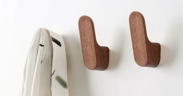Agățătoare cuier Viefe Luv Wood, nuc, 82,2 × 28 × 49,7 mm