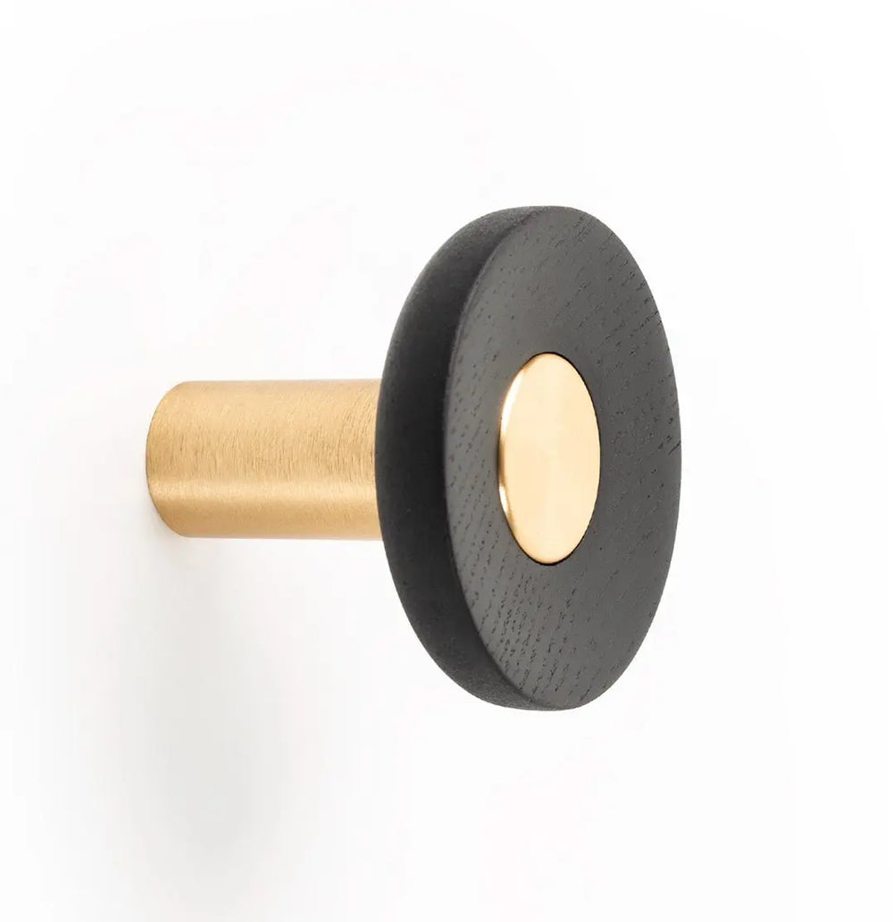 Agățătoare cuier Viefe Zoot, alamă întunecată periată și negru, Ø 60 mm