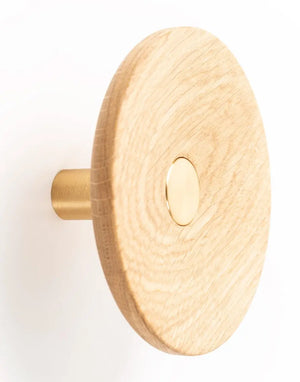 Agățătoare cuier Viefe Zoot, alamă întunecată periată și stejar, Ø 120 mm