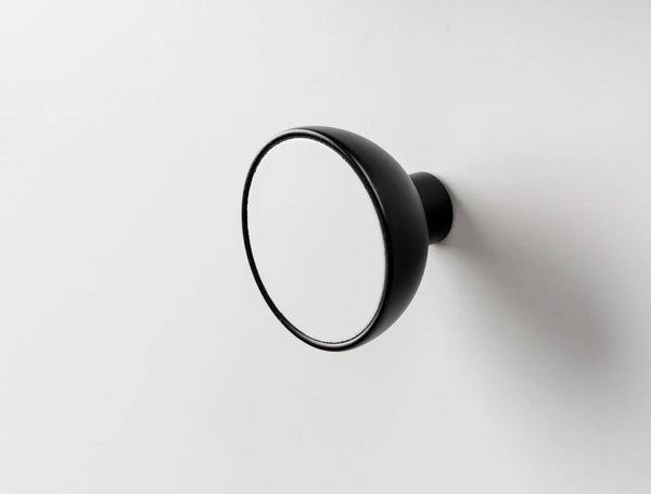 Buton mobilier Viefe Bol, negru mat și alb mat, Ø 45 mm