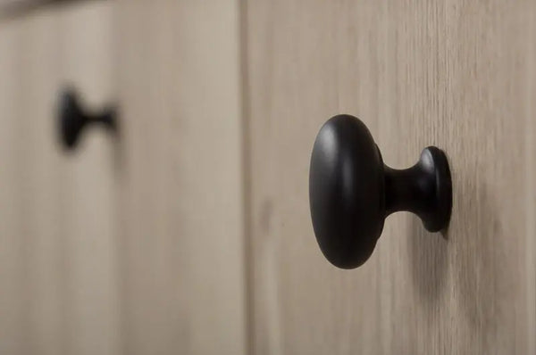 Buton mobilier Viefe Duke, negru mat, Ø 31,4 mm - imagine 2