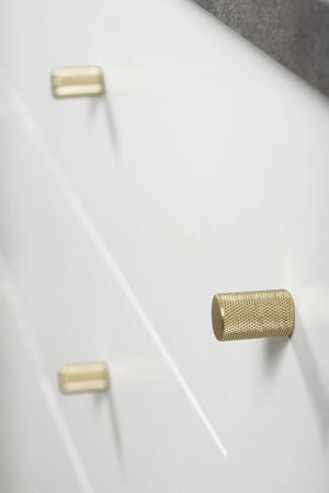 Buton mobilier Viefe Graf, alamă periată, Ø 17,5 mm
