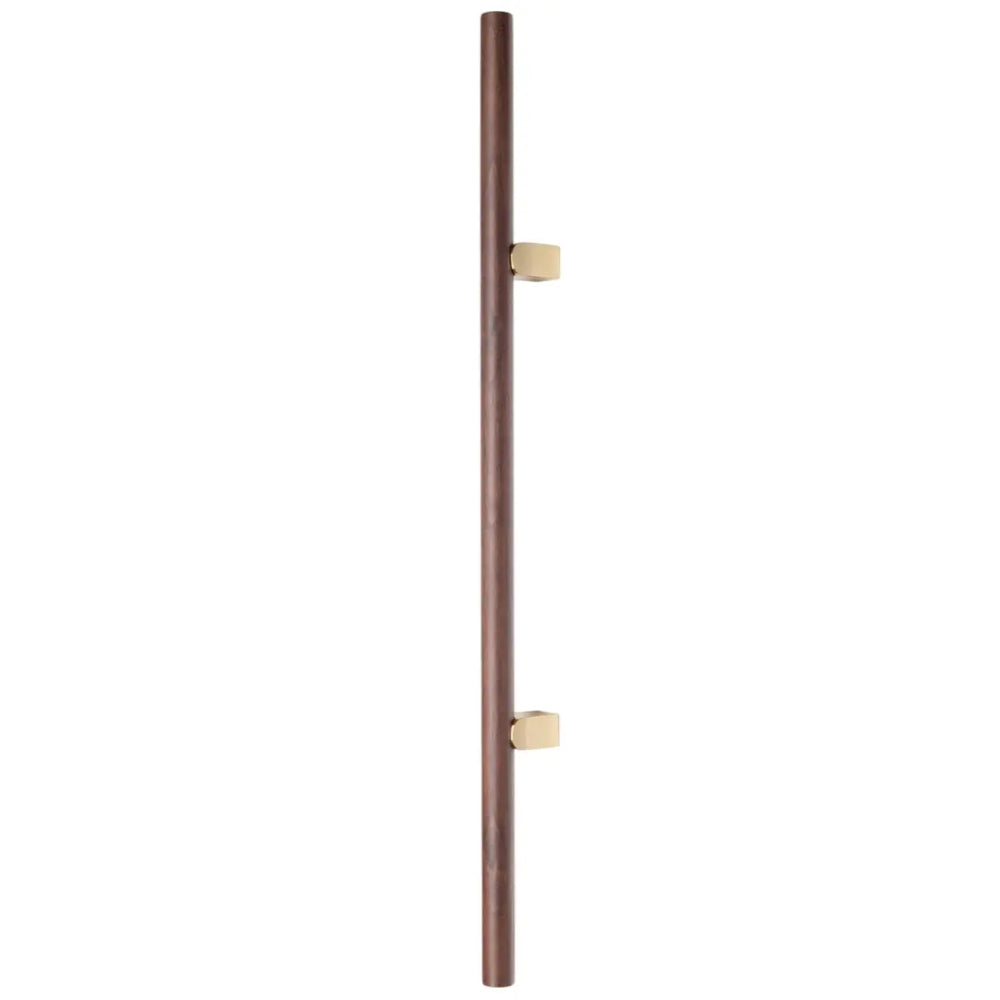 Mâner lung Viefe Kumo Wood Big, nuc și alamă periată, 1010 mm (interax 640 mm)