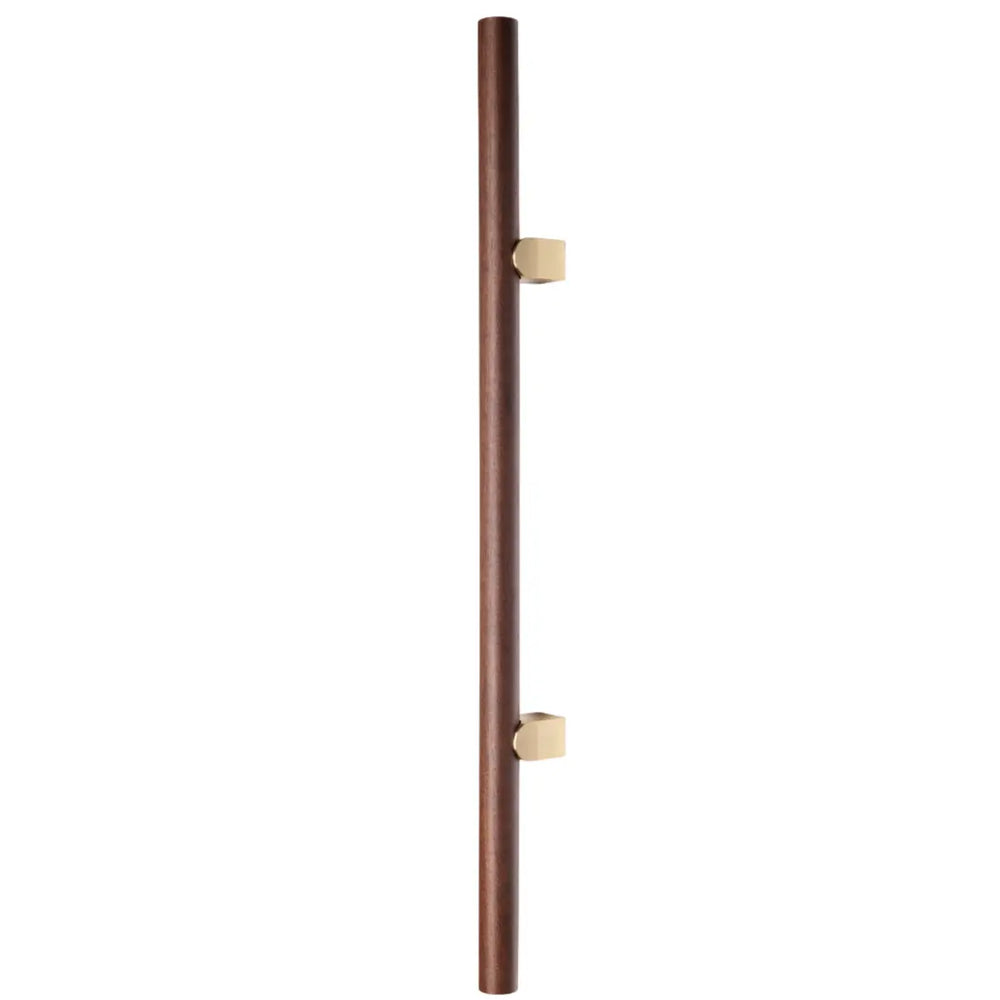 Mâner lung Viefe Kumo Wood Big, nuc și alamă periată, 610 mm (interax 320 mm)