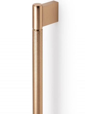 Mâner lung Viefe Point, alamă cava periată, 996 mm (interax 960 mm)