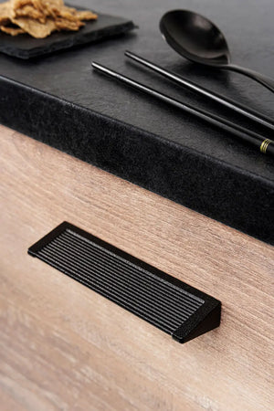 Mâner mobilier Viefe Backk, negru texturat, 212 mm - imagine 5