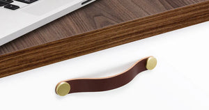 Mâner mobilier Viefe Flexa, maro și alamă, 150 mm (interax 128 mm)
