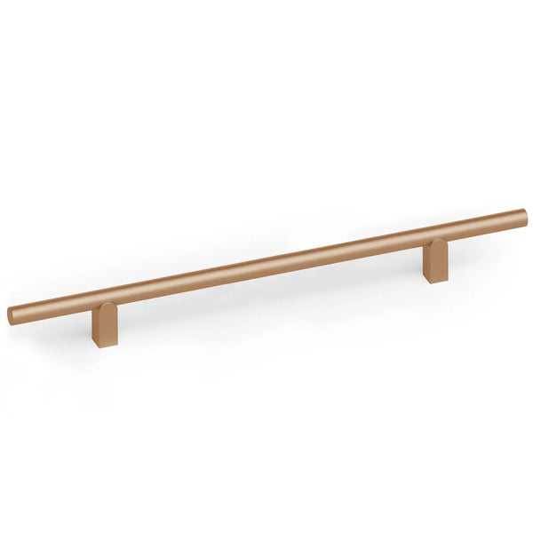 Mâner mobilier Viefe Kumo, alamă cava periată, 480 mm (interax 320 mm)