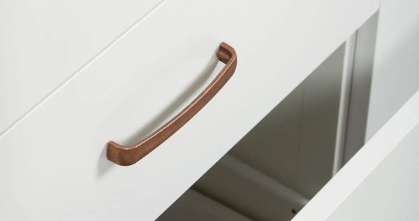Mâner mobilier Viefe Orion, cupru antichizat, 136 mm (interax 128 mm)