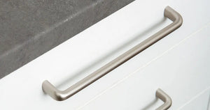 Mâner mobilier Viefe Redo, nichel periat, 201 mm (interax 192 mm)