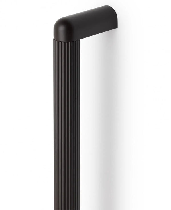Mâner mobilier Viefe Riss Big, maro mocca, 502 mm (interax 480 mm)