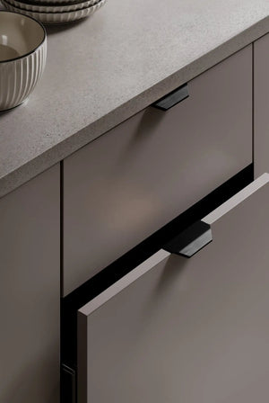 Mâner mobilier Viefe Vann, negru titan, 100 mm (interax 64 mm) - imagine 3