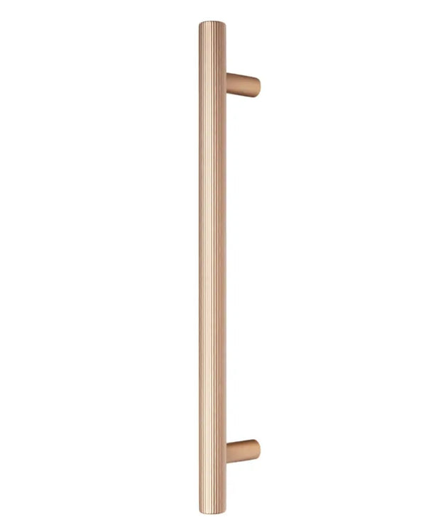 Mâner spațial Viefe Boto Big, alamă cava periată, 418 mm (interax 320 mm)