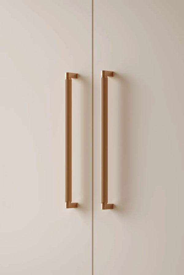 Mâner spațial Viefe Brooklyn Big, alamă cava periată, 466 mm (interax 448 mm) - imagine 3