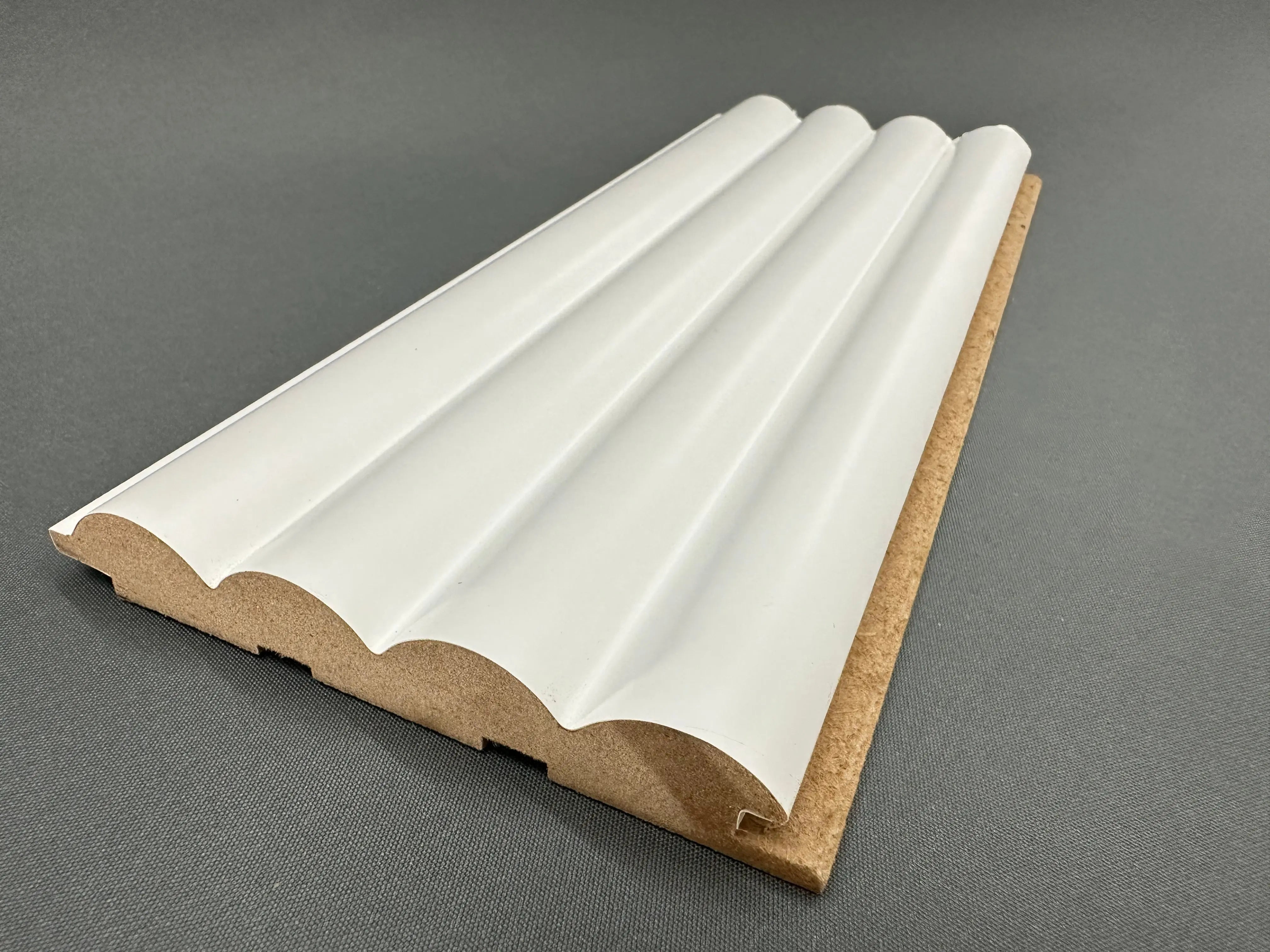 Riflaj din MDF - ARTEMIS MODEL L. WHITE 120 x 2800 mm lussoline