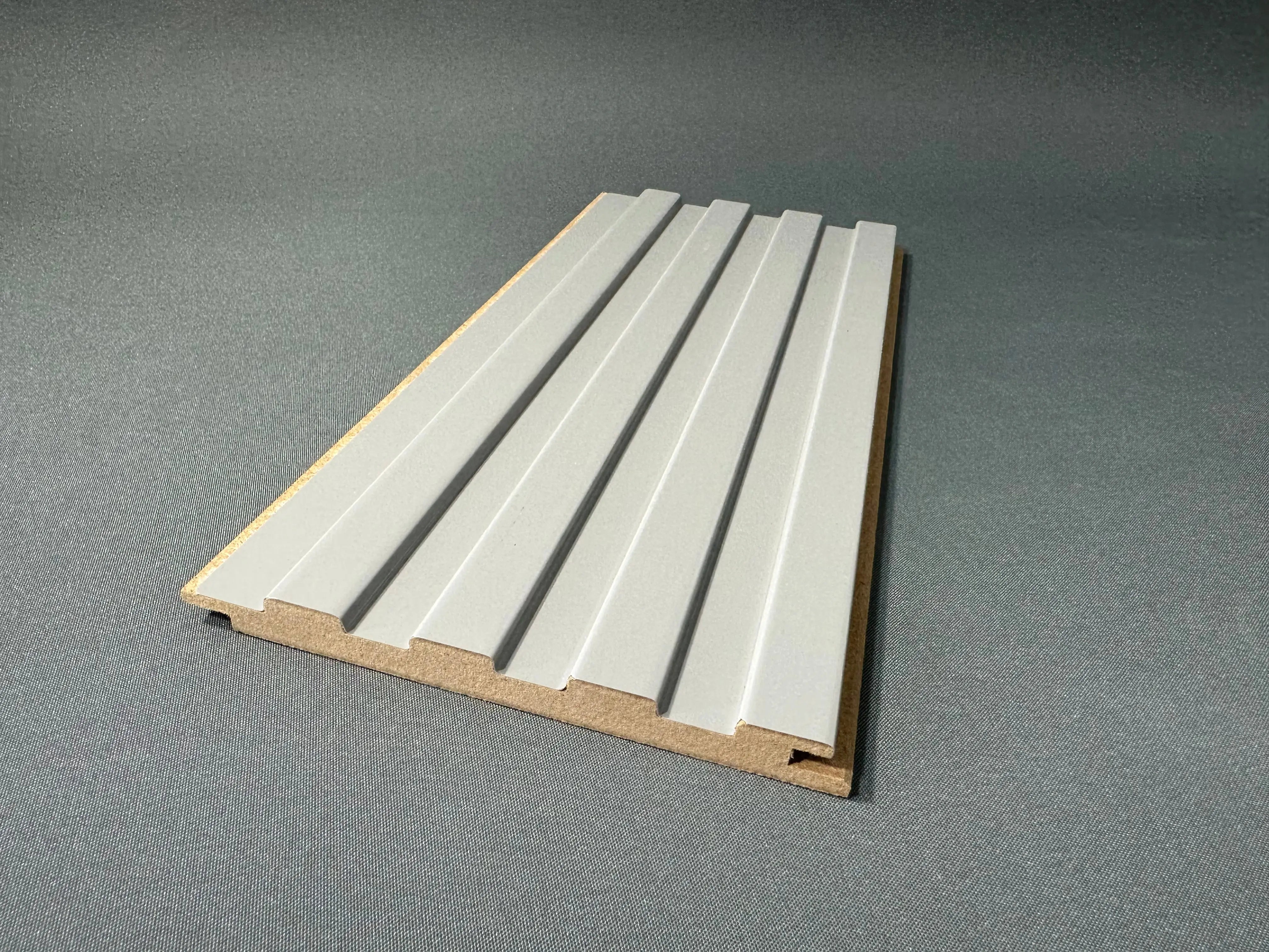 Riflaj din MDF - KORK SKY GRAY 12 x 137 x 2800 mm lussoline