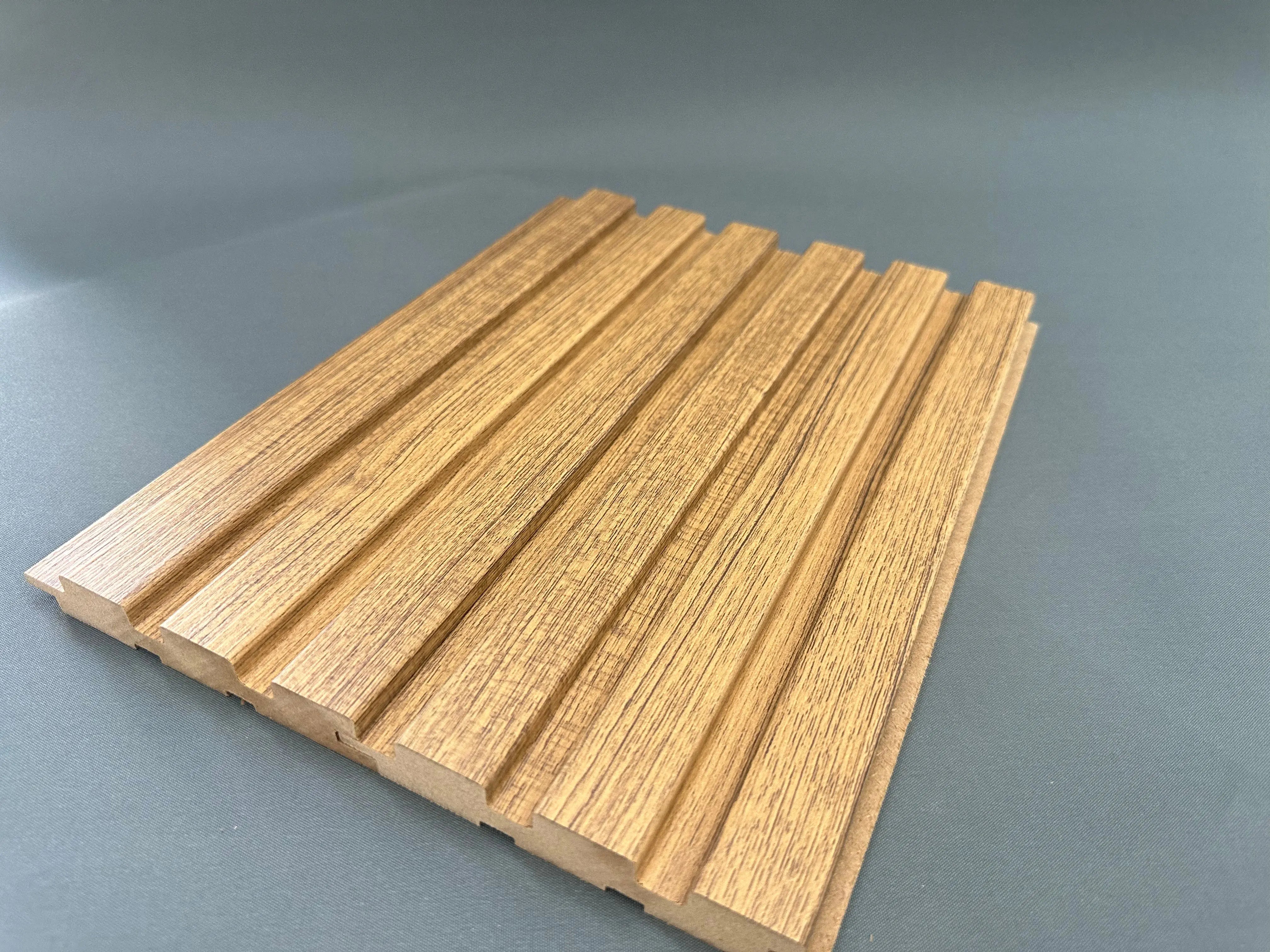 Riflaj din MDF - MUEGE TEAK 18 x 120 x 2800 mm lussoline