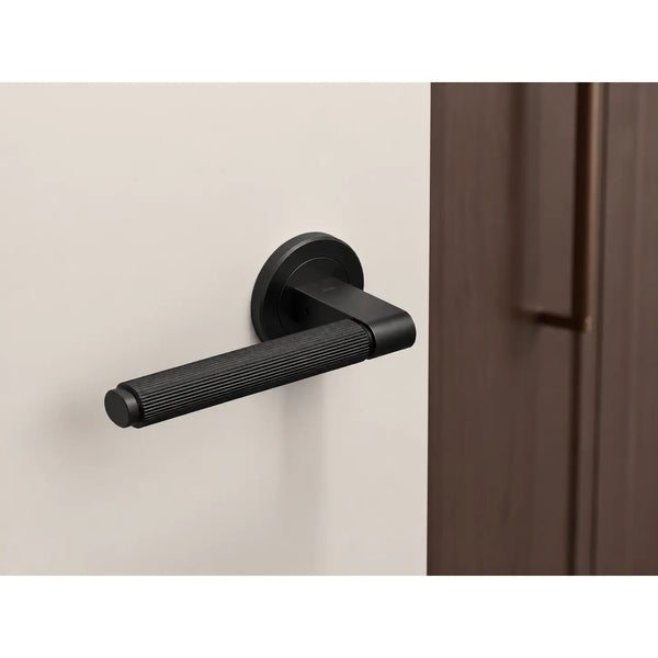 Set mâner ușă interior Viefe Brooklyn, negru periat, 149 mm - imagine 3