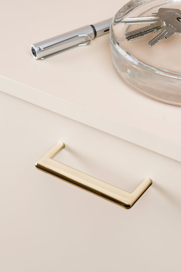 Mâner mobilier Viefe Beam, alamă lustruită, 104 mm (interax 96 mm) - imagine 3