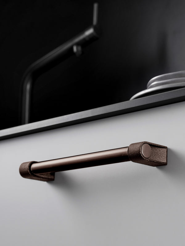 Mâner mobilier Viefe Casey, maro metalic texturat și bronz mat, 339 mm (interax 320 mm) - imagine 3