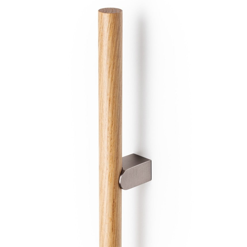 Set mânere spațiale duble Viefe Kumo Wood Big, stejar și oțel inoxidabil, 1010 mm (interax 640 mm)